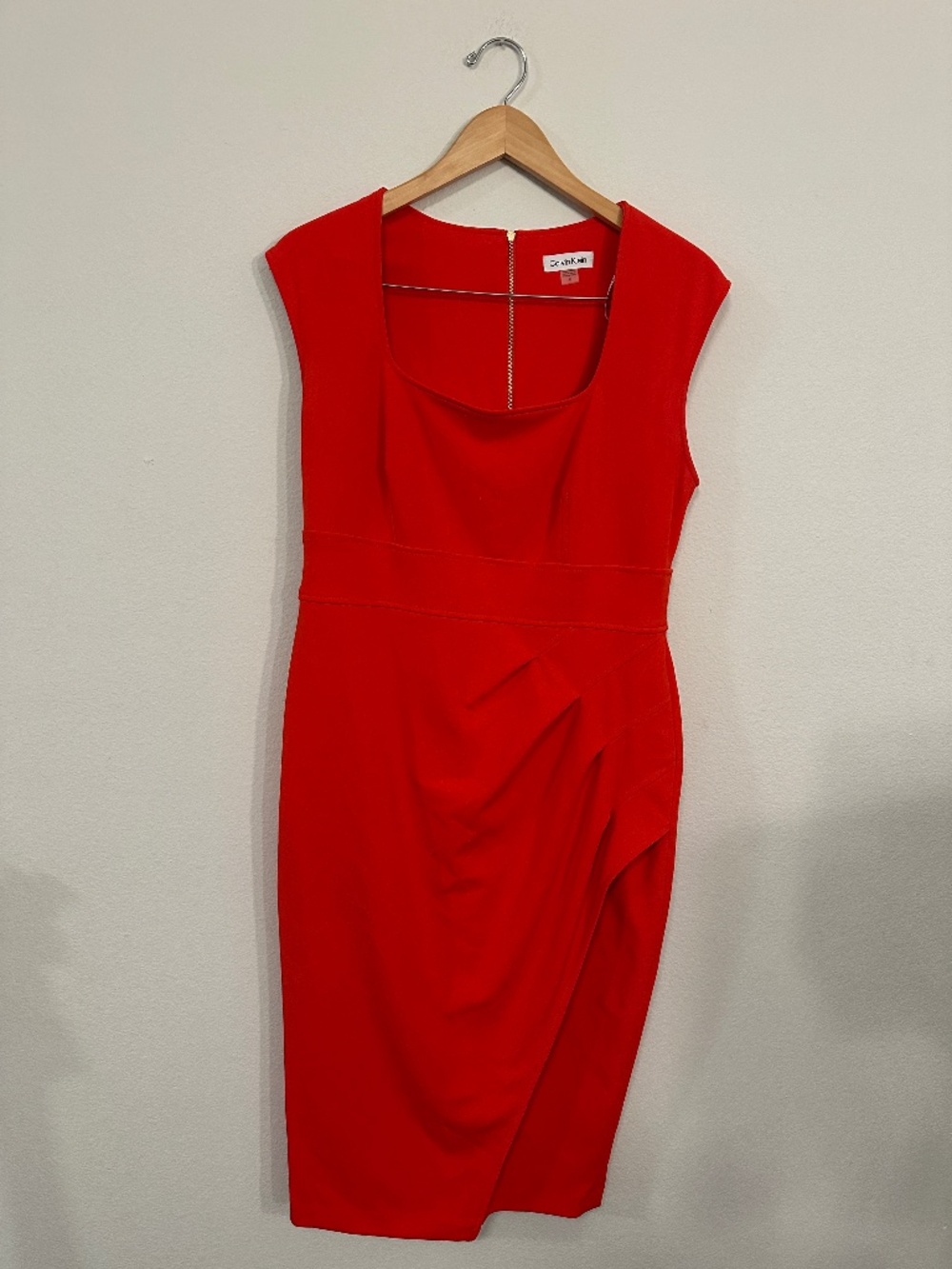 Calvin Klein Red Cap Sleeve Asymmetrical Sheath Dress Gold Zip Women's 10